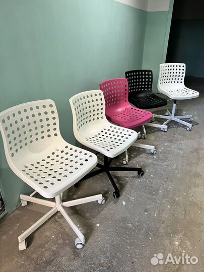 Компьютерный стул IKEA сколберг / споррен
