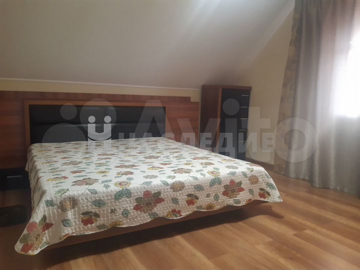 Дом 130 м² на участке 8 сот.