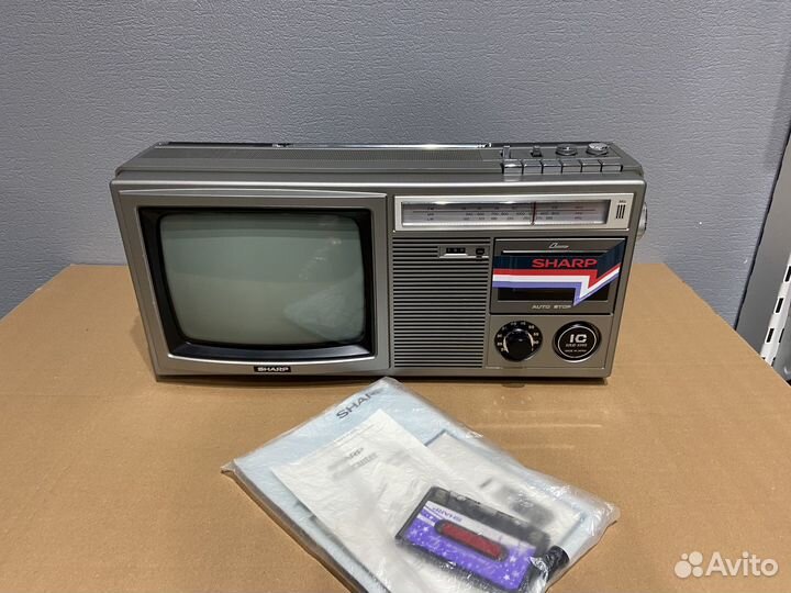 Sharp 10P-28H new box super lux elite