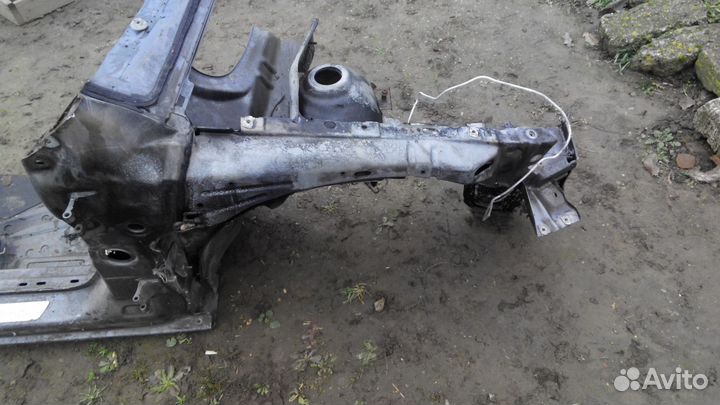 Опель астра h 5 двер хэч передняя правая четверть