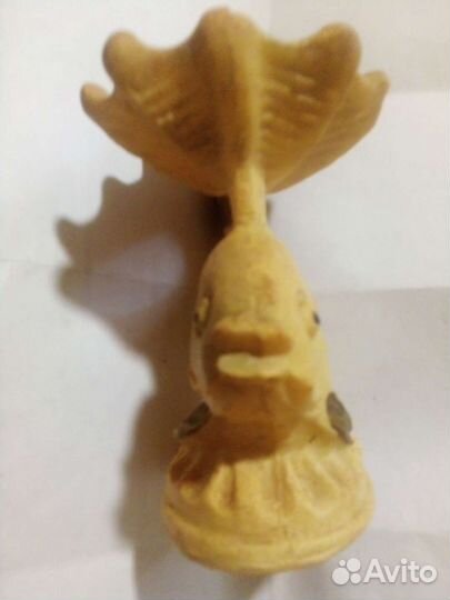 Рыба, пепельница