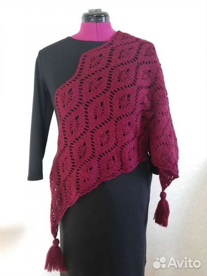 Вязаный платок бактус