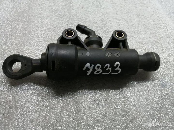 Цилиндр сцепления главный BMW 3er E36