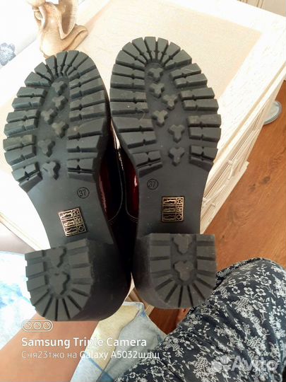 Ботильоны новые 37р. carlo pazolini