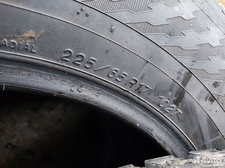 Yokohama IceGuard Stud IG65 225/65 R17