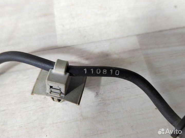 Датчик детонации Opel Astra J A16XER 2010