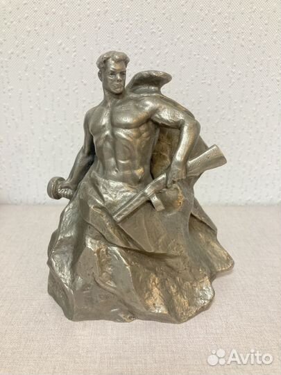 Статуэтка силумин СССР