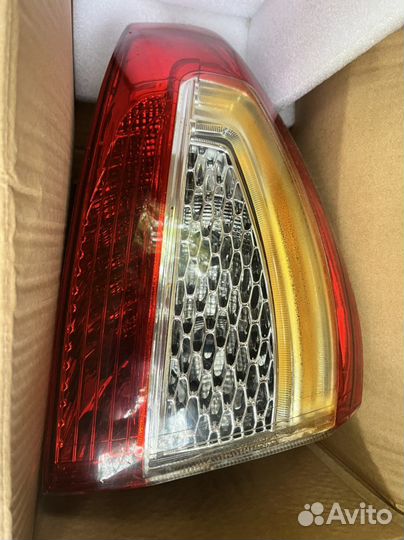 Фонарь левый Ford mondeo 4 рейсталинг