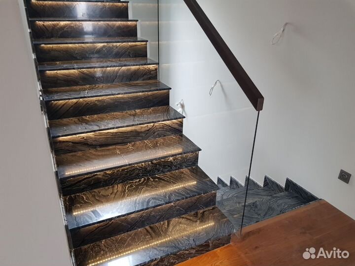 Ограждение из стекла для дачи