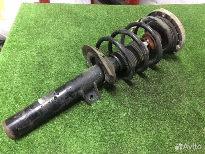 Амортизатор передний левый Bmw F25