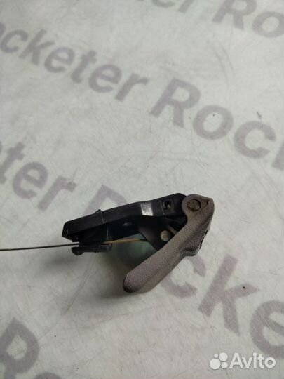 Ручка открывания капота Hyundai Accent 2006