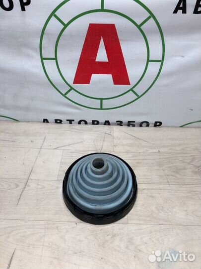 Накладка на кулису кпп Mitsubishi Colt Z32A 2006