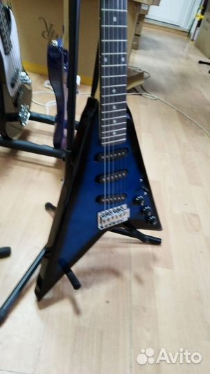 Электрогитара rocket E-5 BB тип корпуса - Arrow