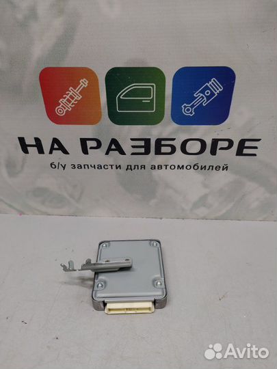 Блок управления круиз-контролем Toyota Land