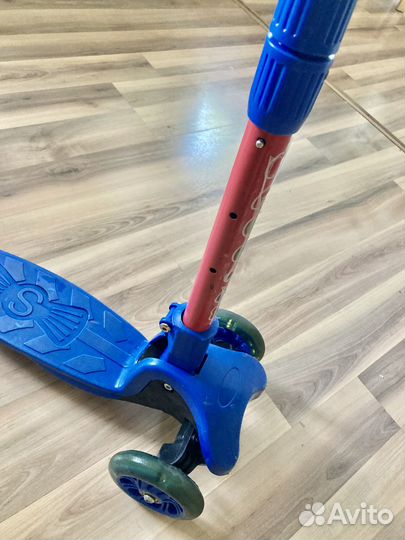 Самокат детский трехколесный