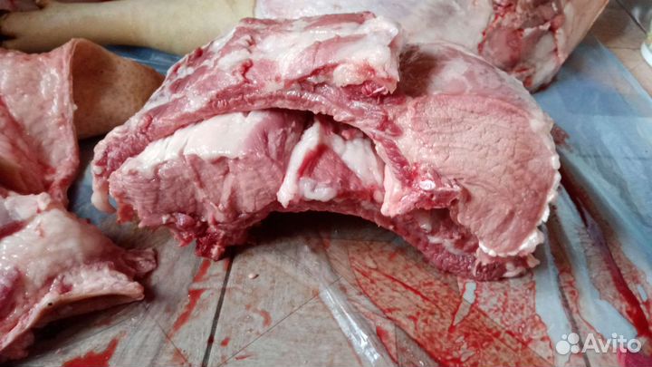 Мясо свинины, козлятины баранины