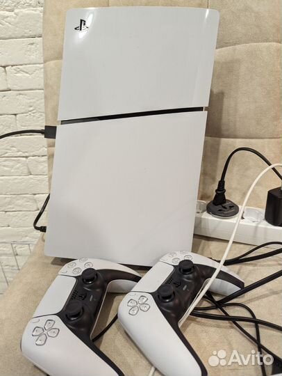 Аренда приставки Sony Playstation 5 Slim