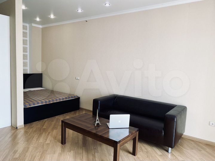 Квартира-студия, 42 м², 10/15 эт.