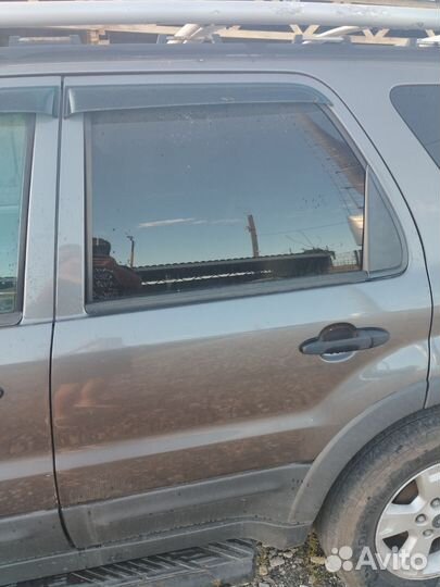 Дверь задняя левая Ford Escape 1