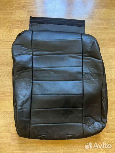 Чехлы на mitsubishi outlander 3