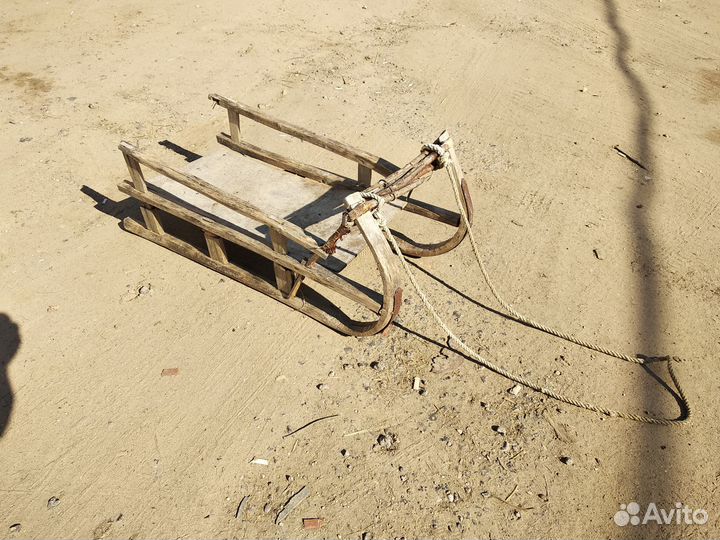 Санки деревянные