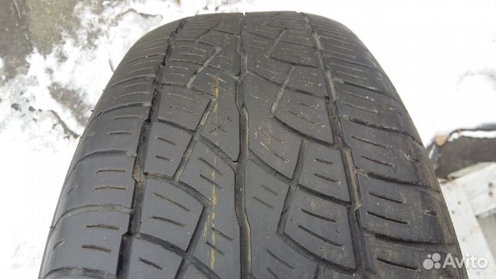 Bridgestone Dueler H/T D687 235/70 R16 105T