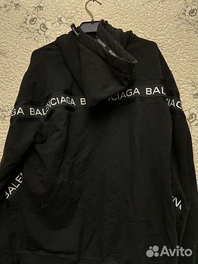 Balenciaga paris