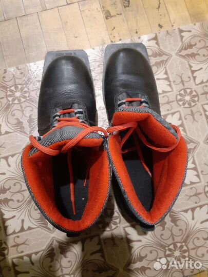 Лыжные ботинки р 41