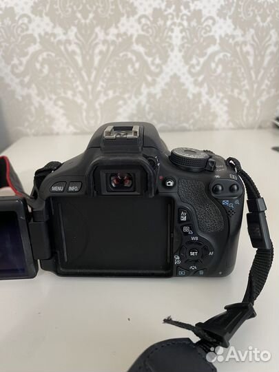 Комплект Canon EOS 600D + Tamron SP AF 70-300mm