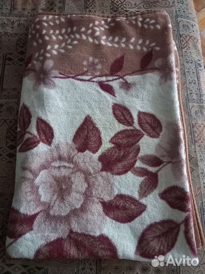 Плед на кровать