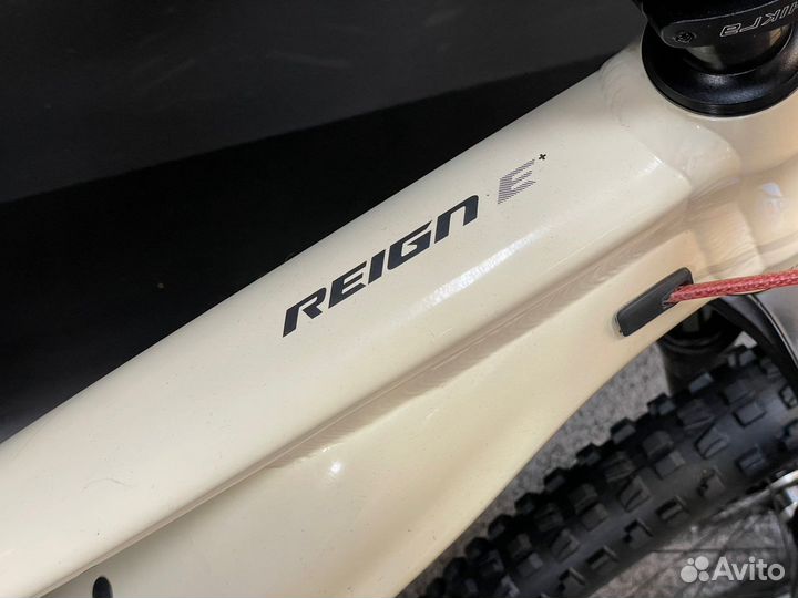 E-Bike Enduro Giant Reign E+ 2 PRO 27,5