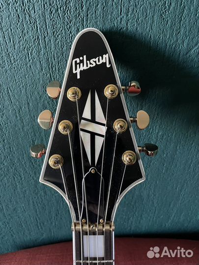 Электрогитара Gibson Flying V