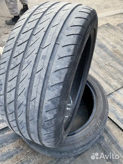 Ovation VI-388 245/45 R18 100W