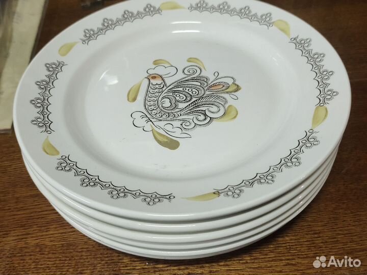 Тарелки Зик Петух или птичка 20 см набор