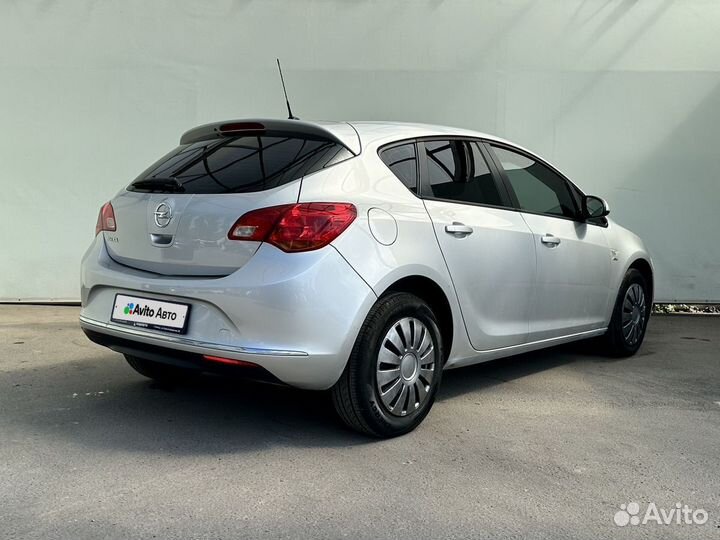 Opel Astra 1.6 МТ, 2013, 145 699 км