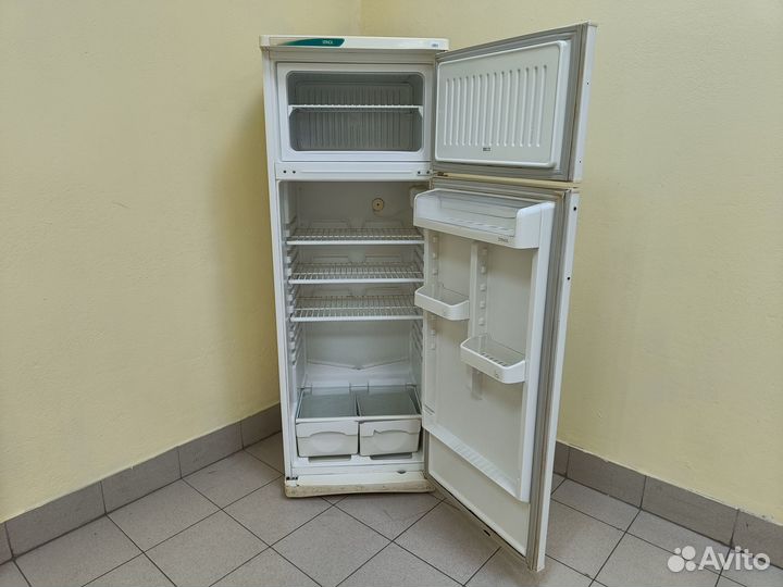 Холодильник бу Stinol
