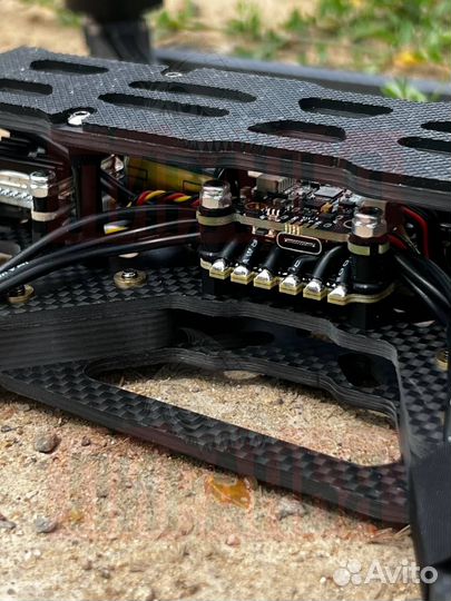 Квадрокоптер FPV Пиранья 10 дюймов