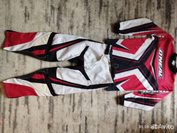 Костюм для велосипеда или мотоцикла