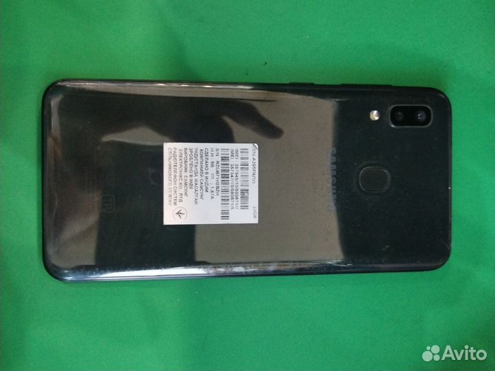 Samsung Galaxy A20, 3/32 ГБ