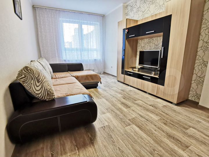 2-к. квартира, 65 м², 6/25 эт.