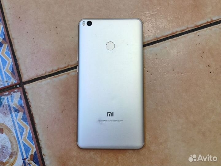 Xiaomi Mi Max 2, 4/64 ГБ