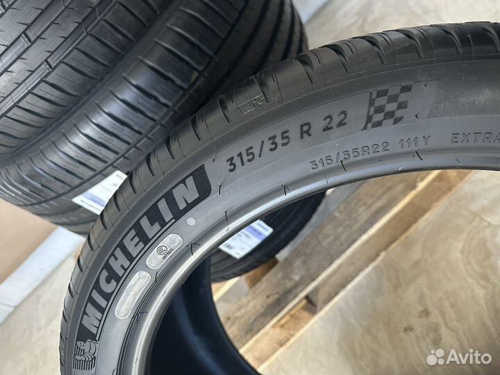 Michelin Pilot Sport 4 SUV 315/35 R22 и 275/40 R22 111Y