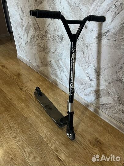 Трюковой самокат