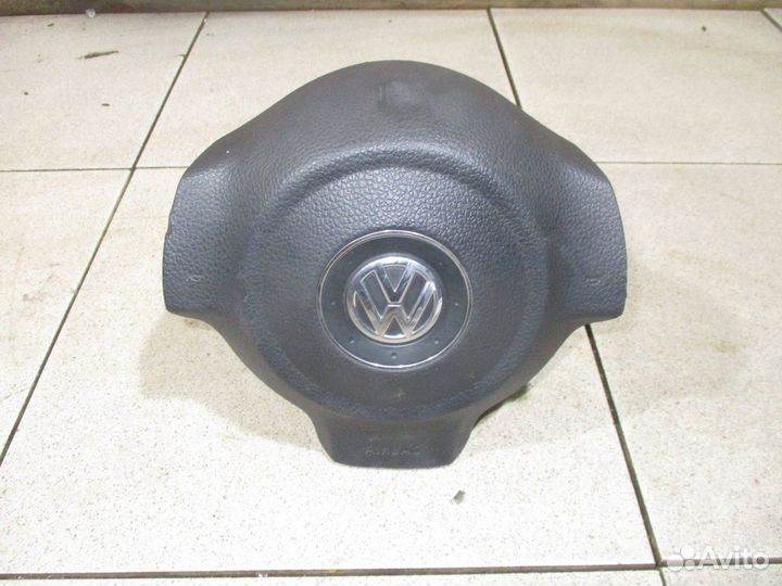 Подушка безопасности в руль VW Polo Sedan