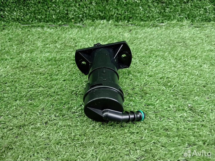 Форсунка омывателя фары правая Audi A6 C6 4F дорес