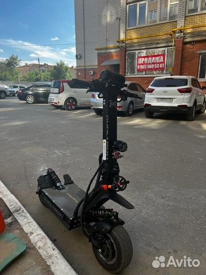 Продаю электросамокат dualtron X