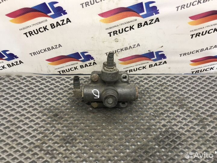 Клапан ускорительный