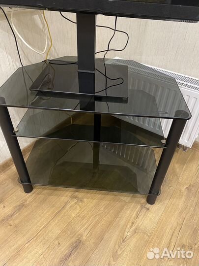 Стеклянная тумба