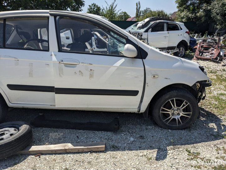 Дверь передняя правая Hyundai Getz 1.4