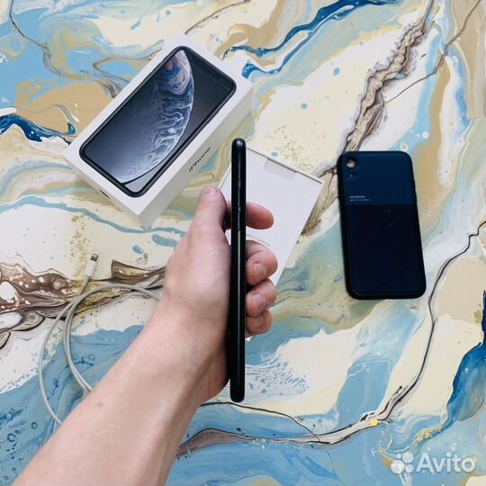 iPhone Xr, 64 ГБ